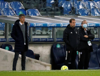 Imágenes del partido entre la Real Sociedad y Osasuna en el Reale Arena de San Sebastián.
