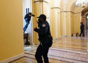 Imágenes del asalto al Capitolio de Estados Unidos.