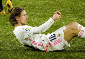 Imágenes de las horas previas y del partido Osasuna-Real Madrid, correspondiente a la jornada 18 y marcado por el paso de la borrasca Filomena.