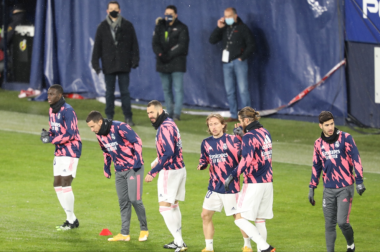 Imágenes de las horas previas y del partido Osasuna-Real Madrid, correspondiente a la jornada 18 y marcado por el paso de la borrasca Filomena.