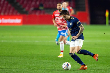Imágenes del partido que enfrenta a Granada y Osasuna en el estadio Nuevo Los Cármenes