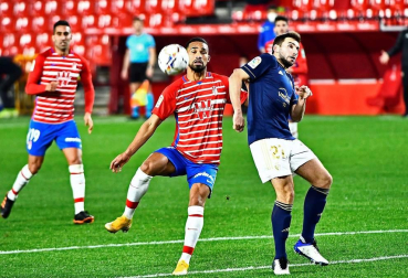 Imágenes del partido que enfrenta a Granada y Osasuna en el estadio Nuevo Los Cármenes