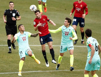 Imágenes del partido que enfrenta a Osasuna y Granada en El Sadar.