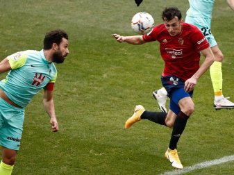 Imágenes del partido que enfrenta a Osasuna y Granada en El Sadar.