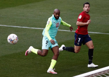 Imágenes del partido que enfrenta a Osasuna y Granada en El Sadar.