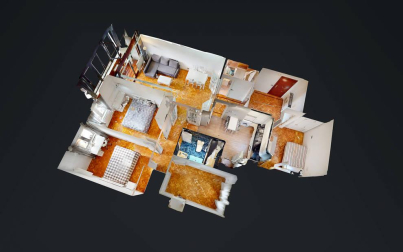 Cuatro habitaciones, terraza y plaza de garaje: un completo piso ubicado en una zona peatonal