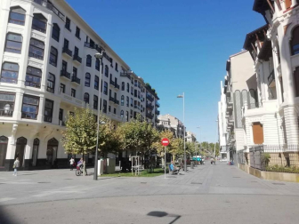Alquiler de oficina en calle Bergamín, 2: edificio Aurora