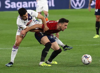 Imágenes del partido entre Osasuna y Eibar disputado en El Sadar.