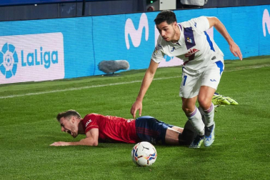 Imágenes del partido entre Osasuna y Eibar disputado en El Sadar.