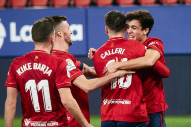 Imágenes del partido entre Osasuna y Eibar disputado en El Sadar.