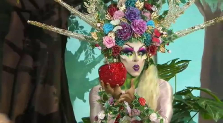 Drag Sethlas se alza con la corona Drag Queen del Carnaval de Las Palmas de Gran Canaria