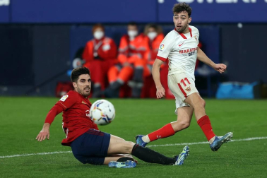 Imágenes de la Jornada 24 del choque disputado en el El Sadar que terminó con triunfo del equipo hispalense