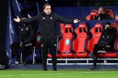 Imágenes de la Jornada 24 del choque disputado en el El Sadar que terminó con triunfo del equipo hispalense