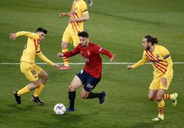 Imágenes del partido entre Osasuna y Barcelona disputado en El Sadar.
