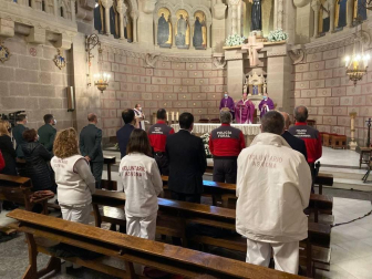 Fotos de la misa celebrada en la capilla del Castillo de Javier