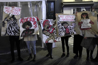 Las instituciones y diferentes colectivos de Navarra han organizado este lunes, 8 de marzo, diferentes actos para celebrar el Día Internacional de la Mujer.