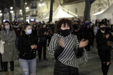 Las instituciones y diferentes colectivos de Navarra han organizado este lunes, 8 de marzo, diferentes actos para celebrar el Día Internacional de la Mujer.