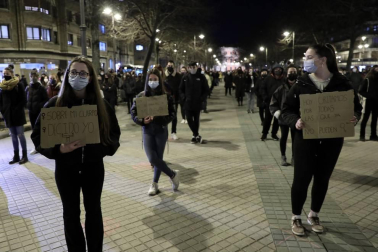 Las instituciones y diferentes colectivos de Navarra han organizado este lunes, 8 de marzo, diferentes actos para celebrar el Día Internacional de la Mujer.