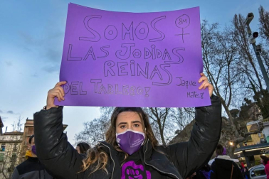 Las instituciones y diferentes colectivos de Navarra han organizado este lunes, 8 de marzo, diferentes actos para celebrar el Día Internacional de la Mujer.
