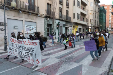 Las instituciones y diferentes colectivos de Navarra han organizado este lunes, 8 de marzo, diferentes actos para celebrar el Día Internacional de la Mujer.