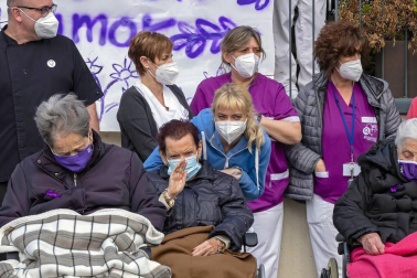 Las instituciones y diferentes colectivos de Navarra han organizado este lunes, 8 de marzo, diferentes actos para celebrar el Día Internacional de la Mujer.