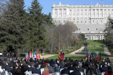 El Rey Felipe VI ha reclamado este jueves unidad frente al terrorismo "venga de donde venga y actúe donde actúe" en su mensaje con motivo del Día Europeo de Víctimas del Terrorismo,