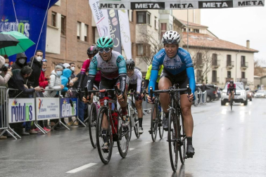 Villava acogió este domingo, 14 de marzo, la primera prueba del calendario femenino de ciclismo en categorías inferiores con pruebas disputadas en cadetes, júnior, sub23 y élite.