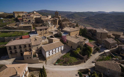 Vivienda a reformar en un terreno de 780 m2 con edificabilidad