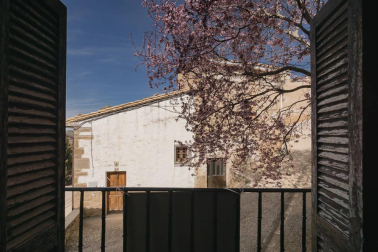 Vivienda a reformar en un terreno de 780 m2 con edificabilidad