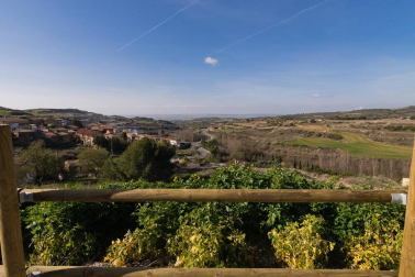 Vivienda a reformar en un terreno de 780 m2 con edificabilidad