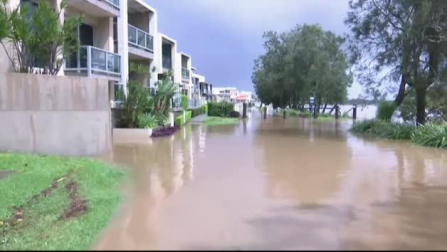 Un temporal de lluvia y viento anega la costa este de Australia