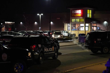 Diez personas murieron tras el asalto de un hombre armado con un fusil en un supermercado en la localidad del estado de Colorado.