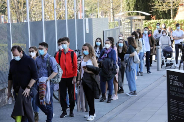 Medio millar se presentaron a las pruebas sanitarias para acceder a 216 plazas MIR y 123 plazas EIR.