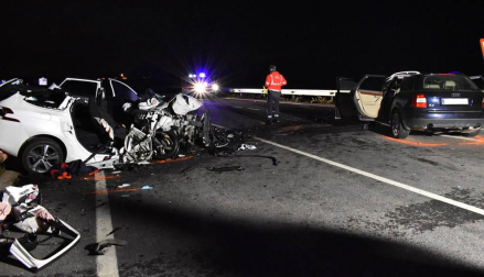 Una mujer falleció este viernes, 26 de marzo, tras colisionar frontalmente con otro vehículo en la carretera NA-134 en la localidad de Milagro