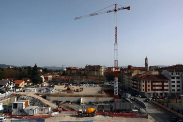 Galería de fotos de las obras en el antiguo solar de los Salesianos, en Pamplona