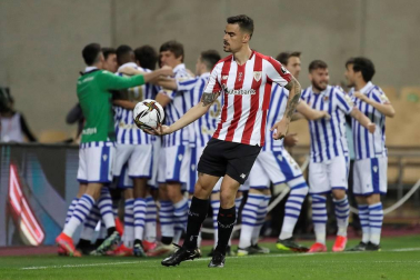 La Real Sociedad se proclamó campeona de la Copa del Rey de la pasada temporada, aplazada por la pandemia de coronavirus, al ganar por 0-1 al Athletic Club con un gol de penalti marcado por Mikel Oyarzábal.