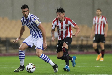 La Real Sociedad se proclamó campeona de la Copa del Rey de la pasada temporada, aplazada por la pandemia de coronavirus, al ganar por 0-1 al Athletic Club con un gol de penalti marcado por Mikel Oyarzábal.