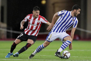 La Real Sociedad se proclamó campeona de la Copa del Rey de la pasada temporada, aplazada por la pandemia de coronavirus, al ganar por 0-1 al Athletic Club con un gol de penalti marcado por Mikel Oyarzábal.