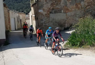 Escapada de seis en el G P Induráin