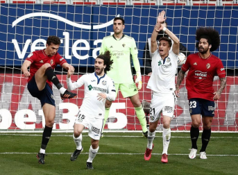 Fotos del partido disputado en El Sadar entre Osasuna y Getafe