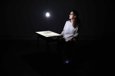 La artista, Premio Nacional de Fotografía 2020, inaugura 'Pasado y presente, la memoria y su construcción', una exposición que recoge sus trabajos desde los años 90 hasta la actualidad