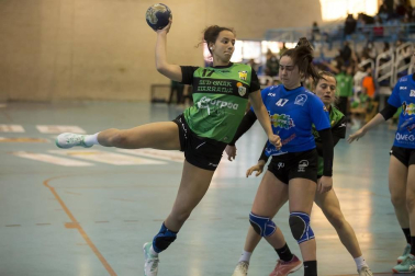 El conjunto villavés de Gurpea Beti Onak han superado al Basauri (24-14)