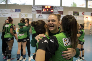 El conjunto villavés de Gurpea Beti Onak han superado al Basauri (24-14)