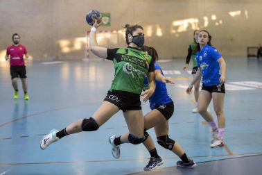 El conjunto villavés de Gurpea Beti Onak han superado al Basauri (24-14)