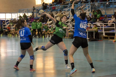 El conjunto villavés de Gurpea Beti Onak han superado al Basauri (24-14)