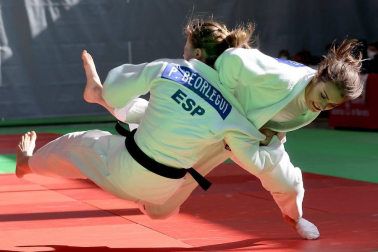 Galería de fotos del Campeonato Navarro júnior disputado en el Polideportivo de Mendillorri.
