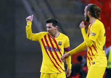 El FC Barcelona goleó (0-4) al Athletic Club este sábado en la final de la Copa del Rey celebrada en el Estadio de La Cartuja, una lucha sin rival para los azulgrana que salen campeones dos años después gracias al gran despliegue que lideraron Messi y De Jong.