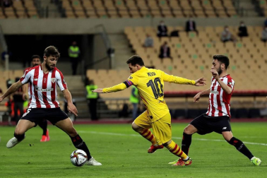 El FC Barcelona goleó (0-4) al Athletic Club este sábado en la final de la Copa del Rey celebrada en el Estadio de La Cartuja, una lucha sin rival para los azulgrana que salen campeones dos años después gracias al gran despliegue que lideraron Messi y De Jong.