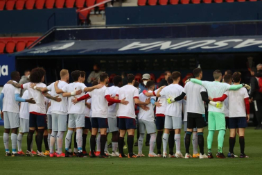 Imágenes del partido Osasuna-Valencia disputado en El Sadar.