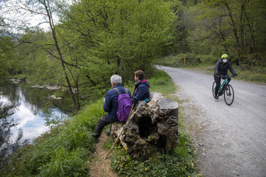 Imágenes del suplemento de Diario de Navarra publicado el domingo 25 de abril de 2021.